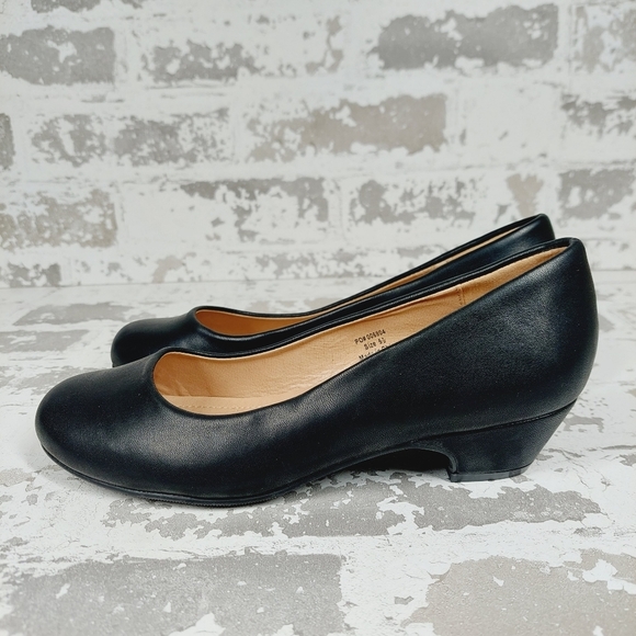 Journee Collection Shoes - New Journee Collection Saar Black Faux Leather Slip On Pumps X116